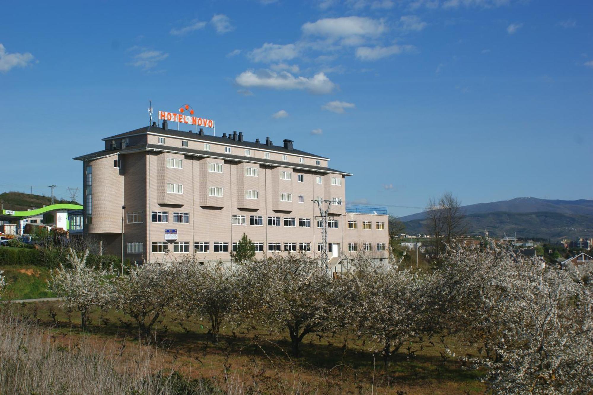 Hotel Novo Ponferrada Dış mekan fotoğraf